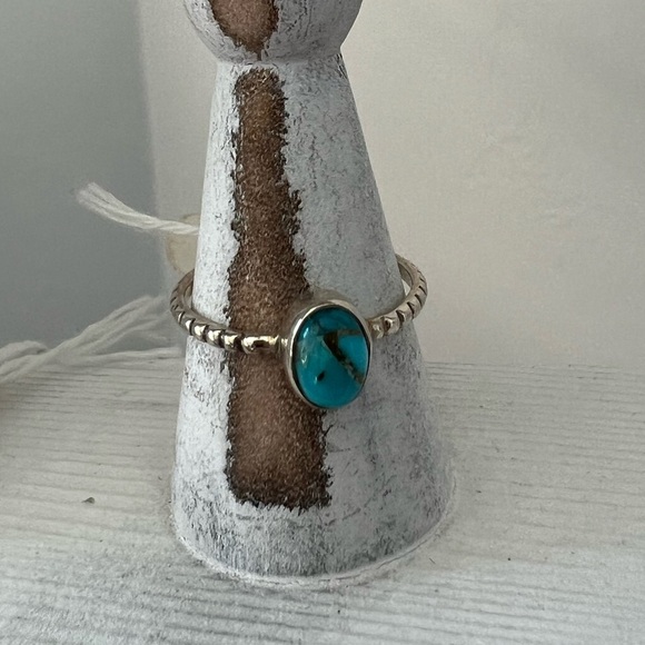 🔥Beautiful Classy Genuine Turquoise and Sterling 925 Silver Beaded Band Ring - Picture 2 of 4